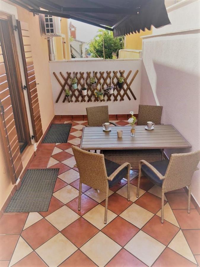 Apartments Papilon Vrsar Exterior photo
